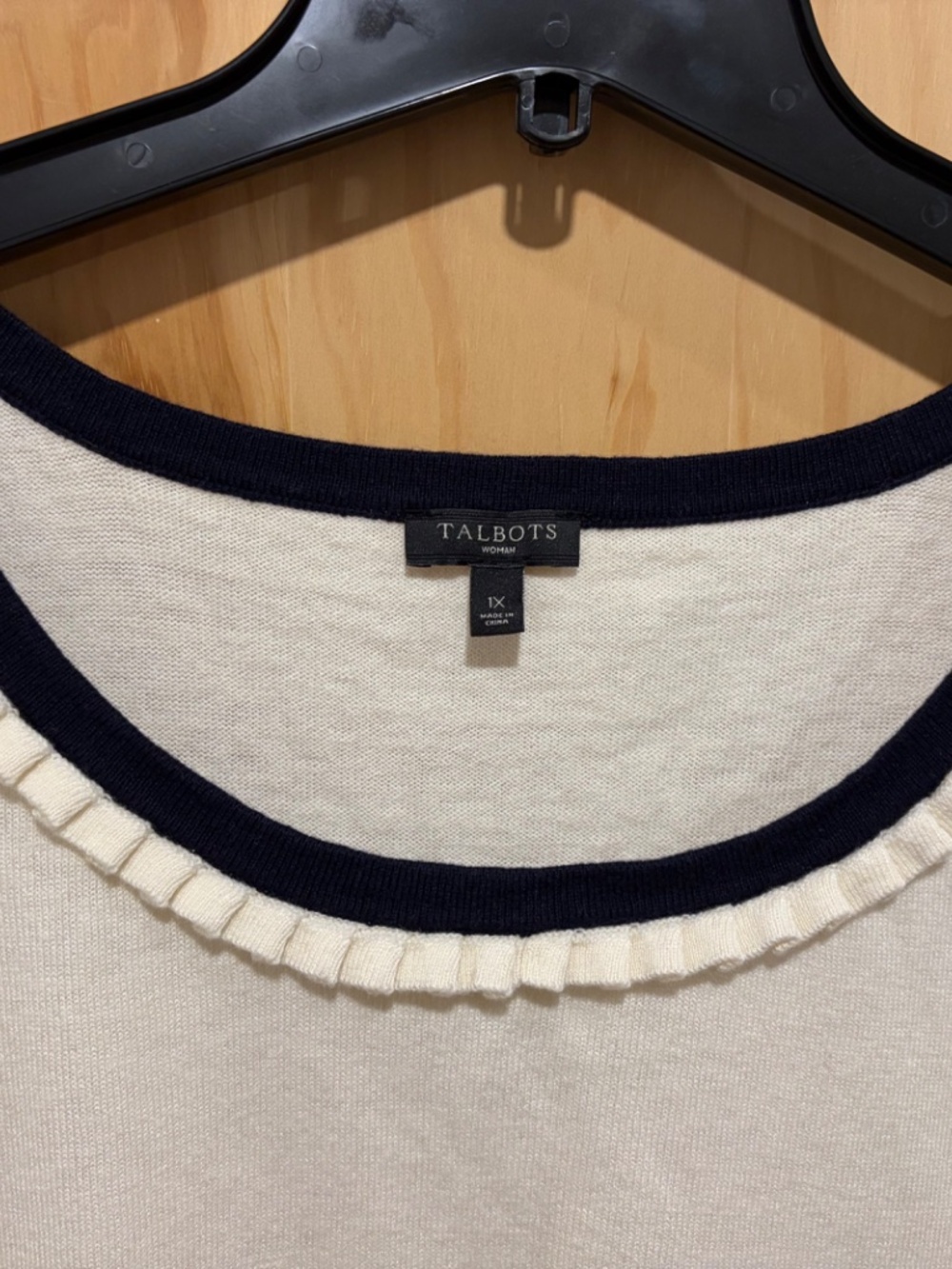 Talbots Cream Ruffle Knit Tank Size 1X - Picture 2 of 5